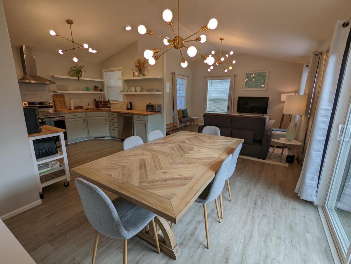 Contemporary 2-Bedroom Close To Downtown, Dining Eugene Zewnętrze zdjęcie